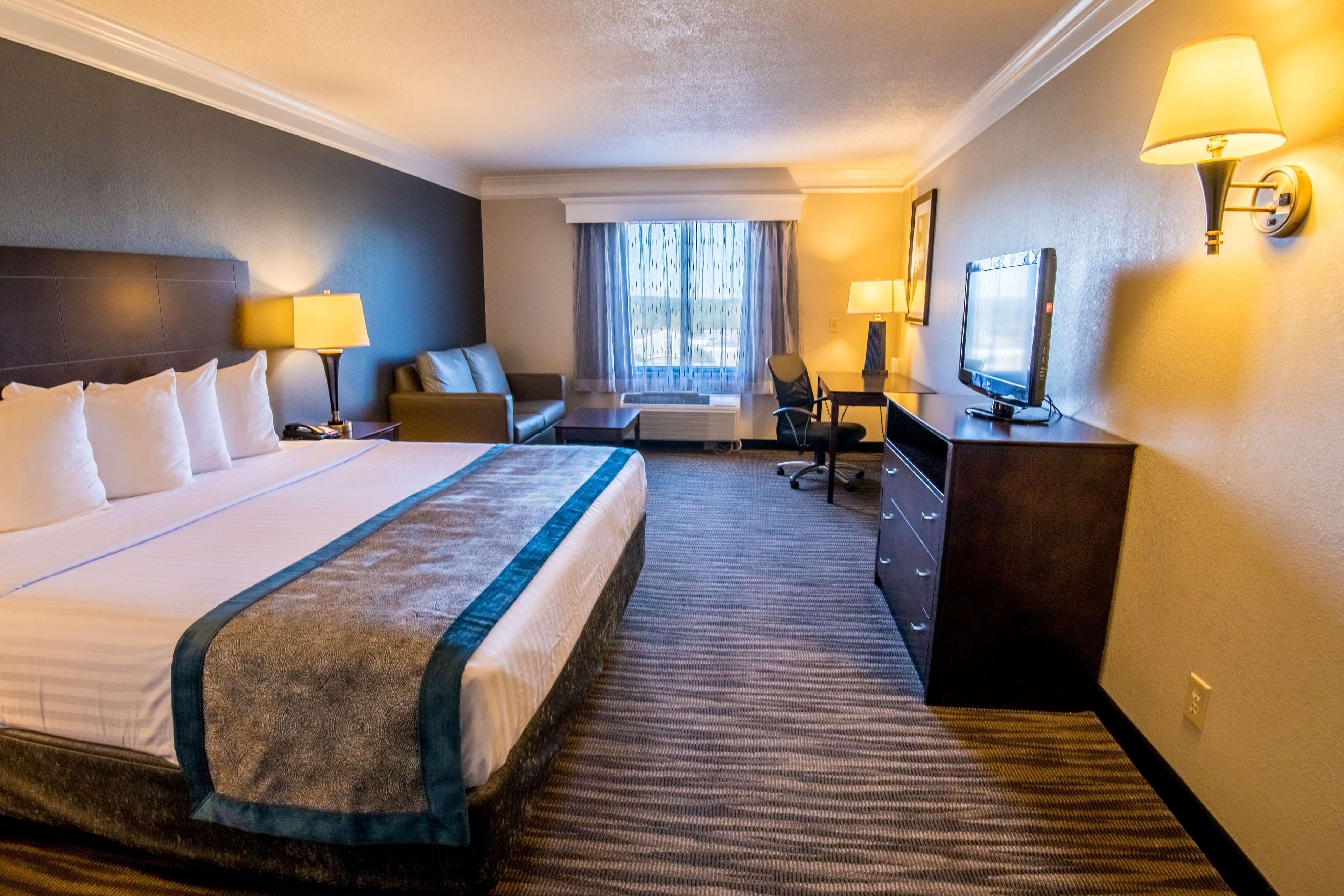 Best Western Augusta West Exterior photo