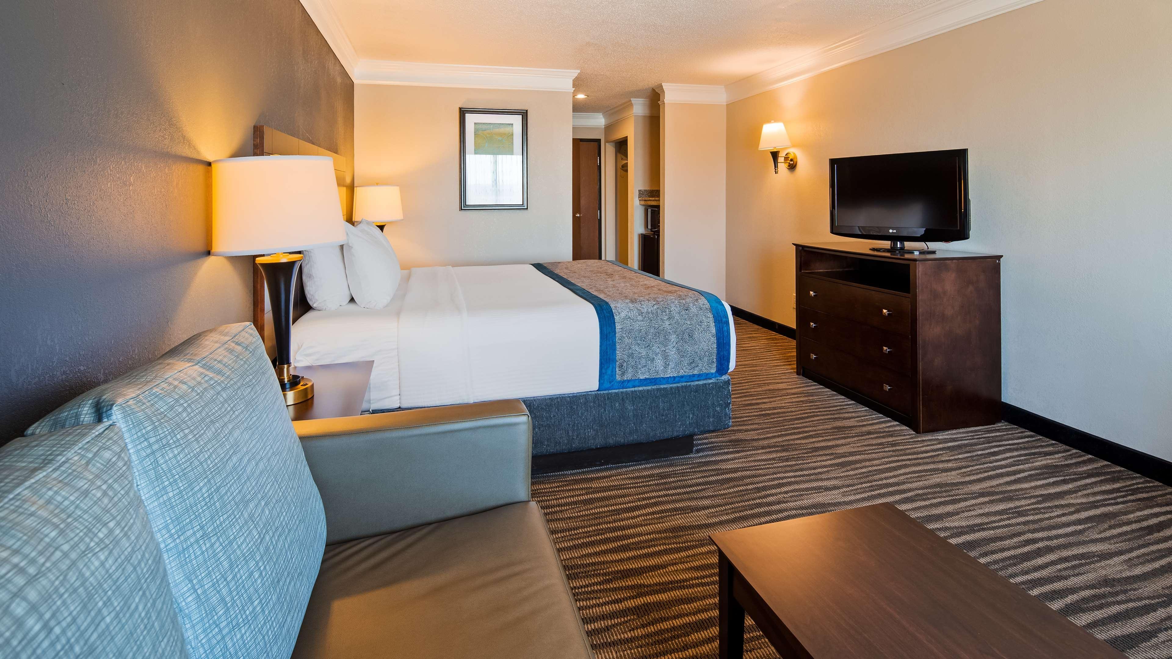 Best Western Augusta West Exterior photo