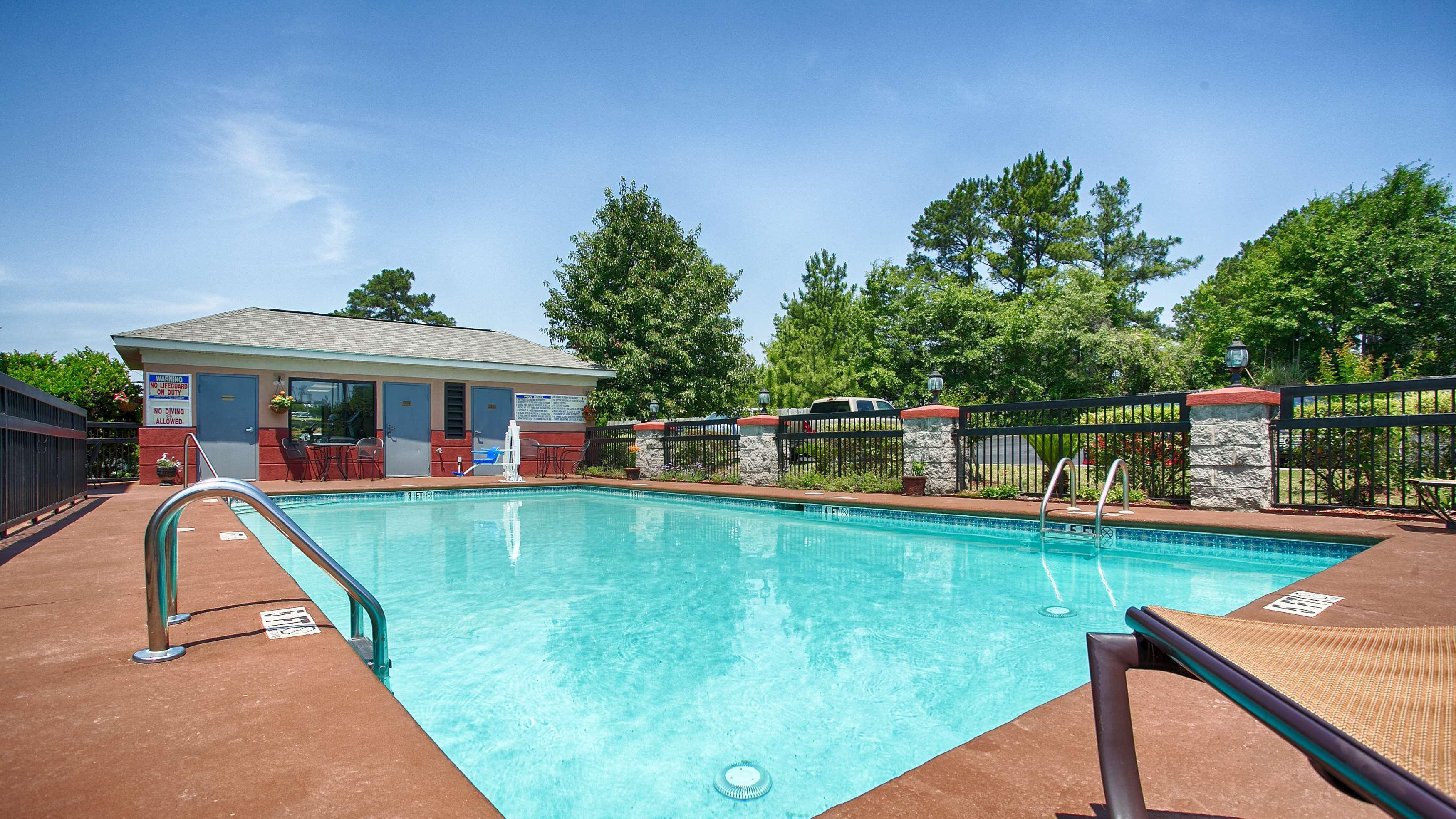 Best Western Augusta West Exterior photo