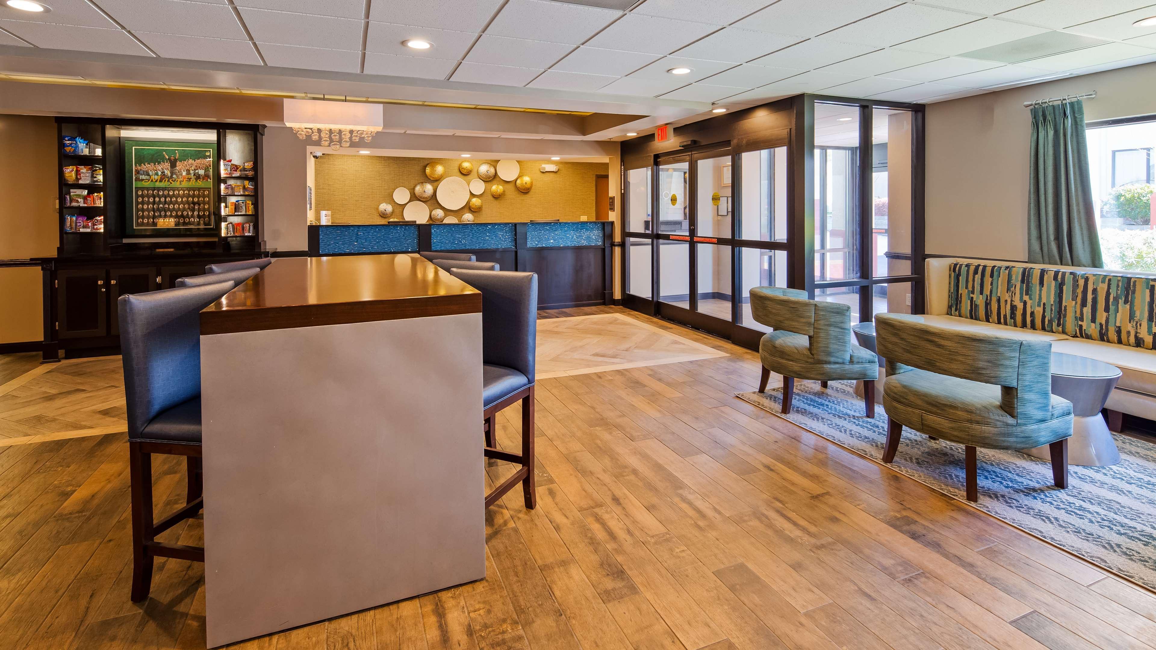 Best Western Augusta West Exterior photo
